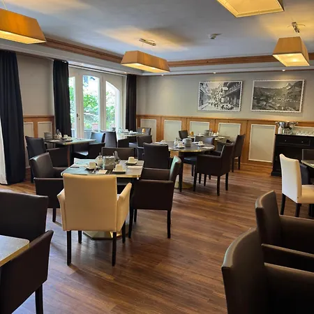Boutique Albatros 4*