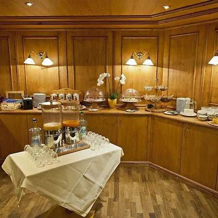 Albatros Hotel 4*