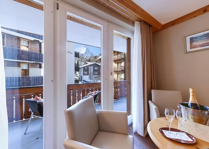 מלון Albatros צרמט