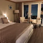 Ξενοδοχείο Albatros 4*
