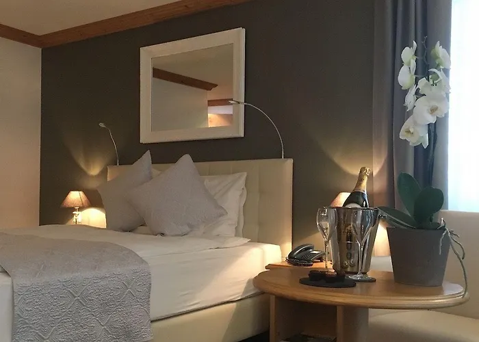 信天翁酒店 酒店